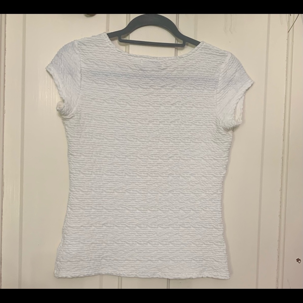 White Top - Picture 2 of 5